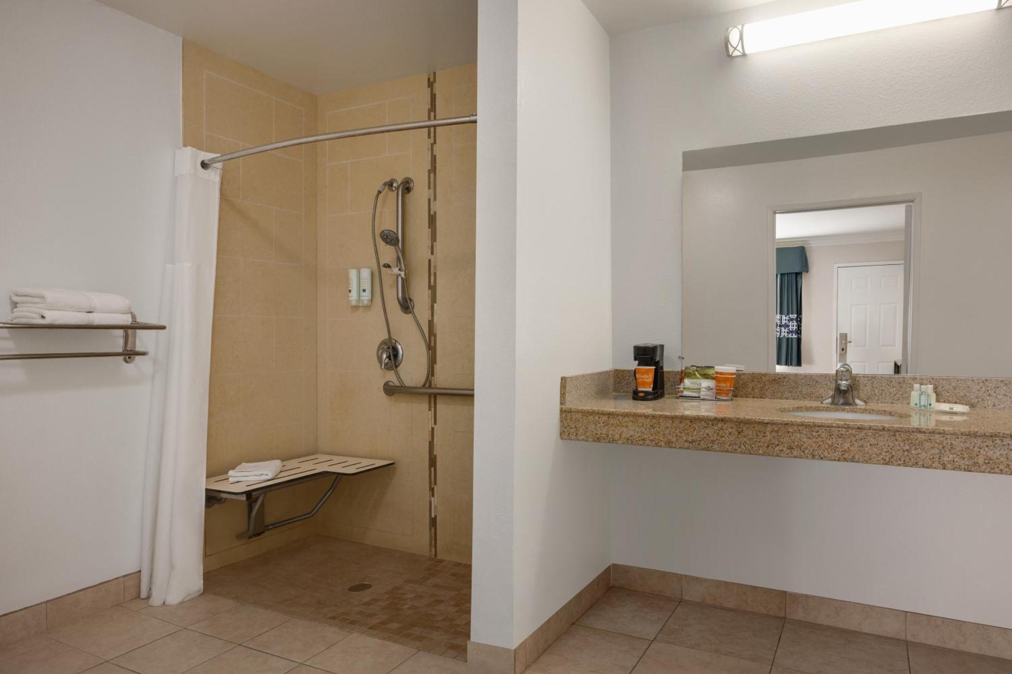 Quality Inn Lake Elsinore I-15 Exteriör bild
