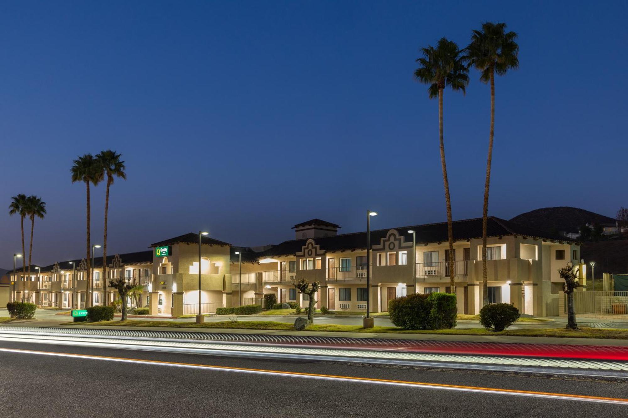Quality Inn Lake Elsinore I-15 Exteriör bild